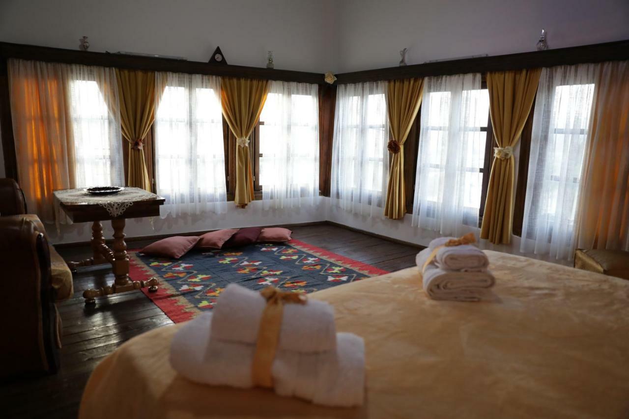 Guest House Mikel 베라트 외부 사진